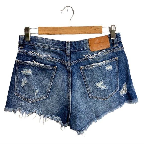 Zara Trafaluc Denimwear High Rise Distressed Shorts, Size 6 - Picture 6 of 13